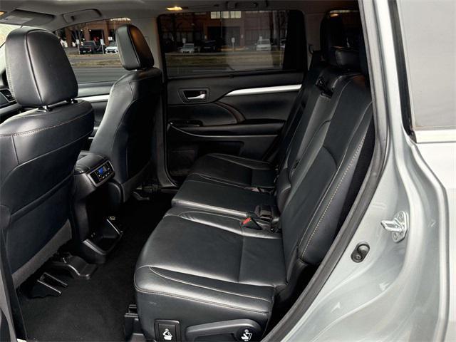 used 2017 Toyota Highlander car, priced at $24,999