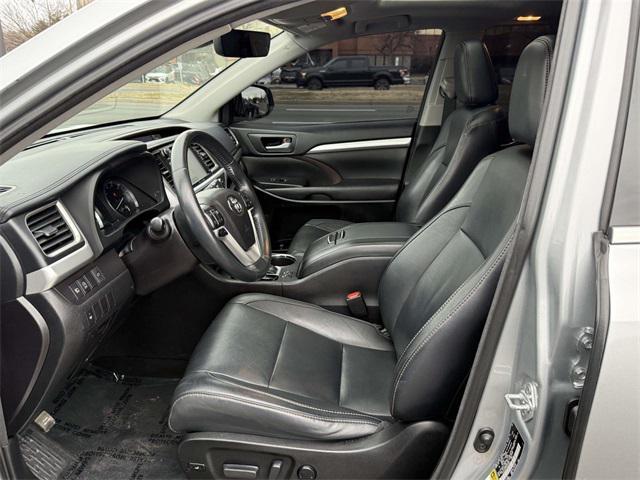 used 2017 Toyota Highlander car, priced at $24,999
