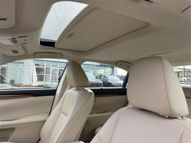 used 2013 Lexus ES 300h car, priced at $14,999