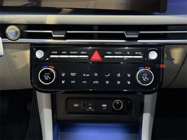 new 2026 Hyundai TUCSON Hybrid car, priced at $43,255