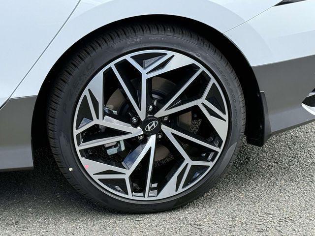 new 2025 Hyundai IONIQ 6 car, priced at $51,923