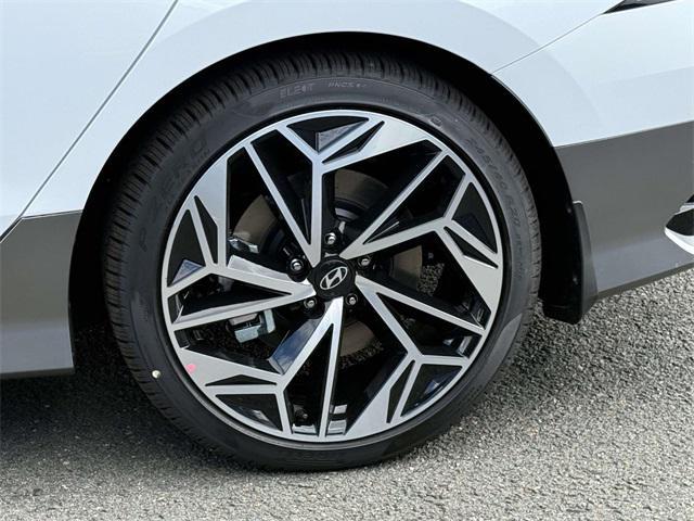 new 2025 Hyundai IONIQ 6 car, priced at $44,423