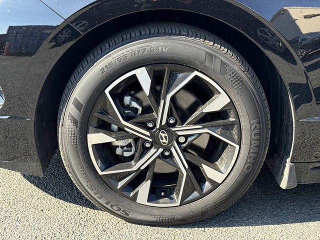 used 2025 Hyundai Sonata car, priced at $25,900