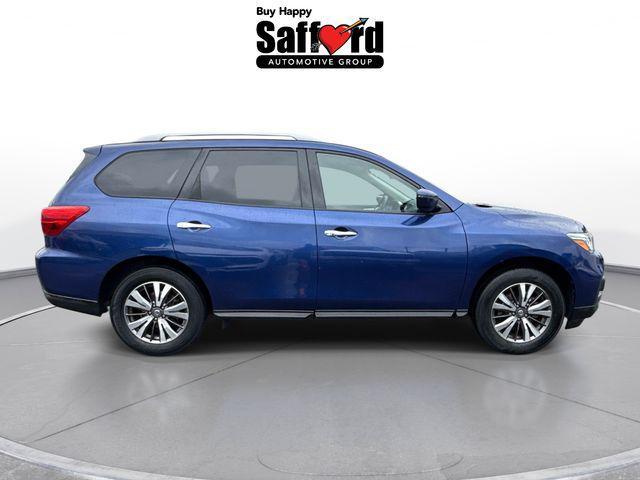 used 2020 Nissan Pathfinder car, priced at $16,000