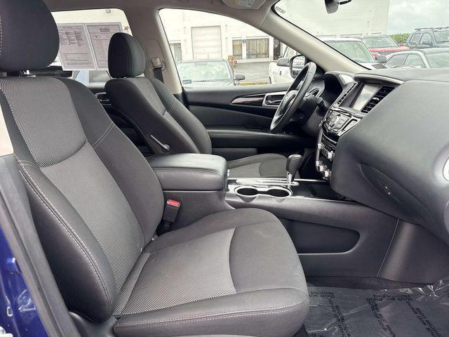used 2020 Nissan Pathfinder car, priced at $16,000