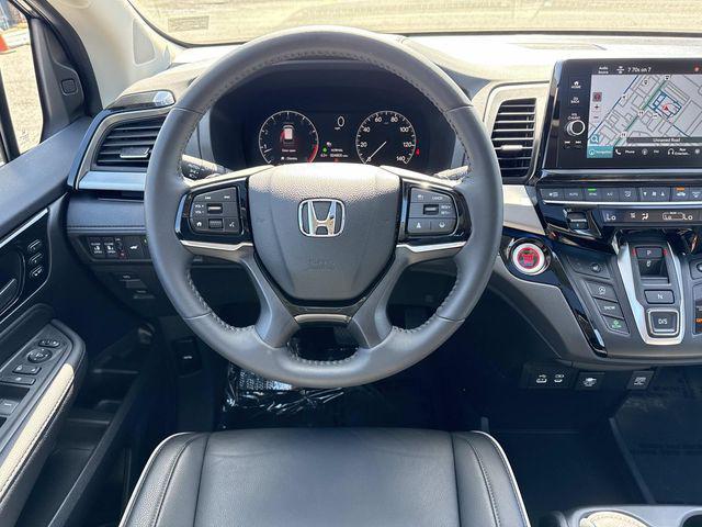 used 2025 Honda Odyssey car, priced at $43,700