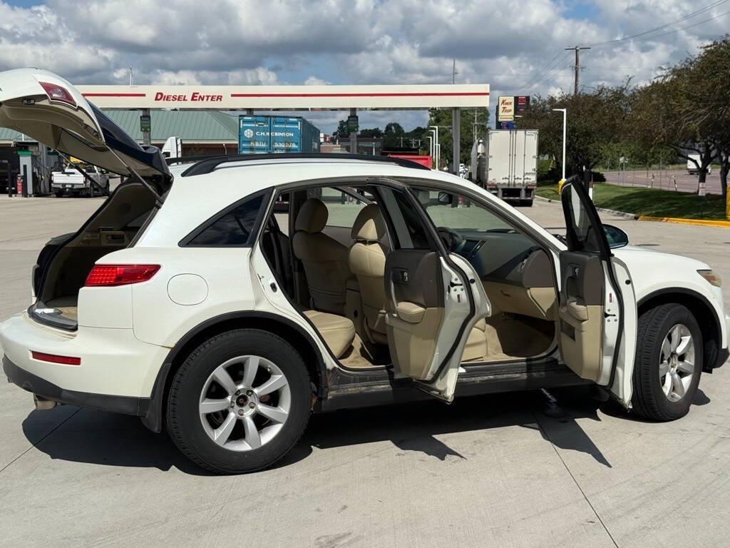used 2006 INFINITI FX35 car, priced at $3,650