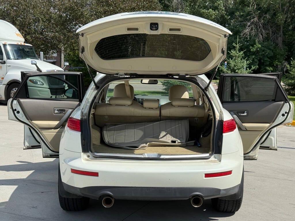 used 2006 INFINITI FX35 car, priced at $3,650