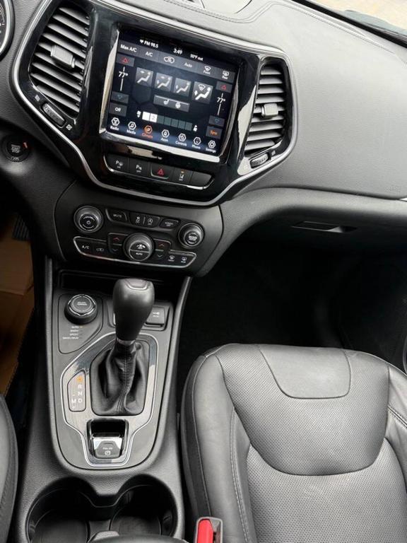 used 2021 Jeep Cherokee car, priced at $18,999