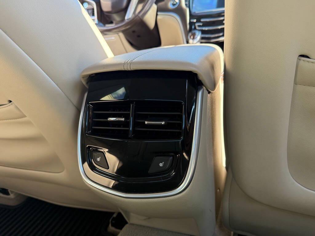 used 2015 Cadillac XTS car, priced at $15,500