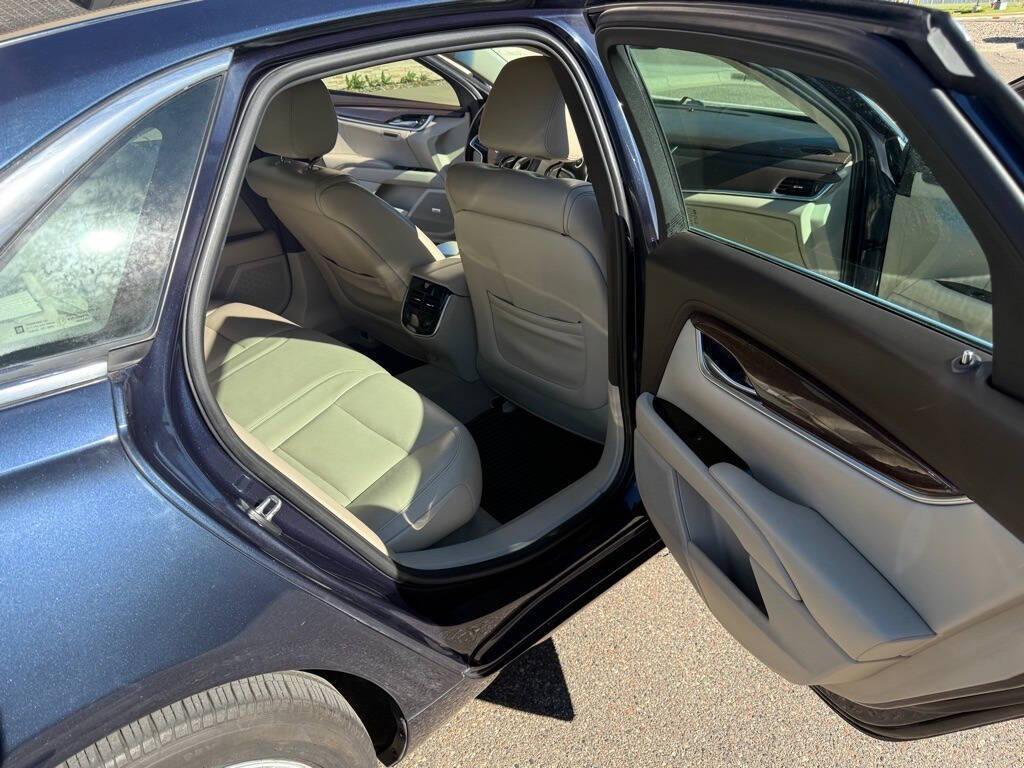 used 2015 Cadillac XTS car, priced at $15,500