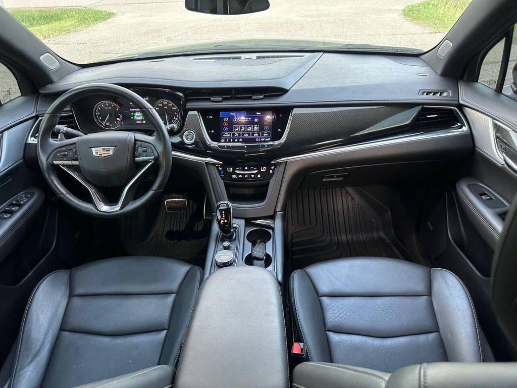 used 2021 Cadillac XT6 car, priced at $29,999