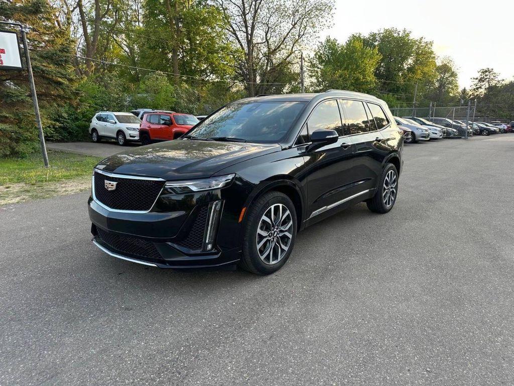 used 2021 Cadillac XT6 car, priced at $29,999