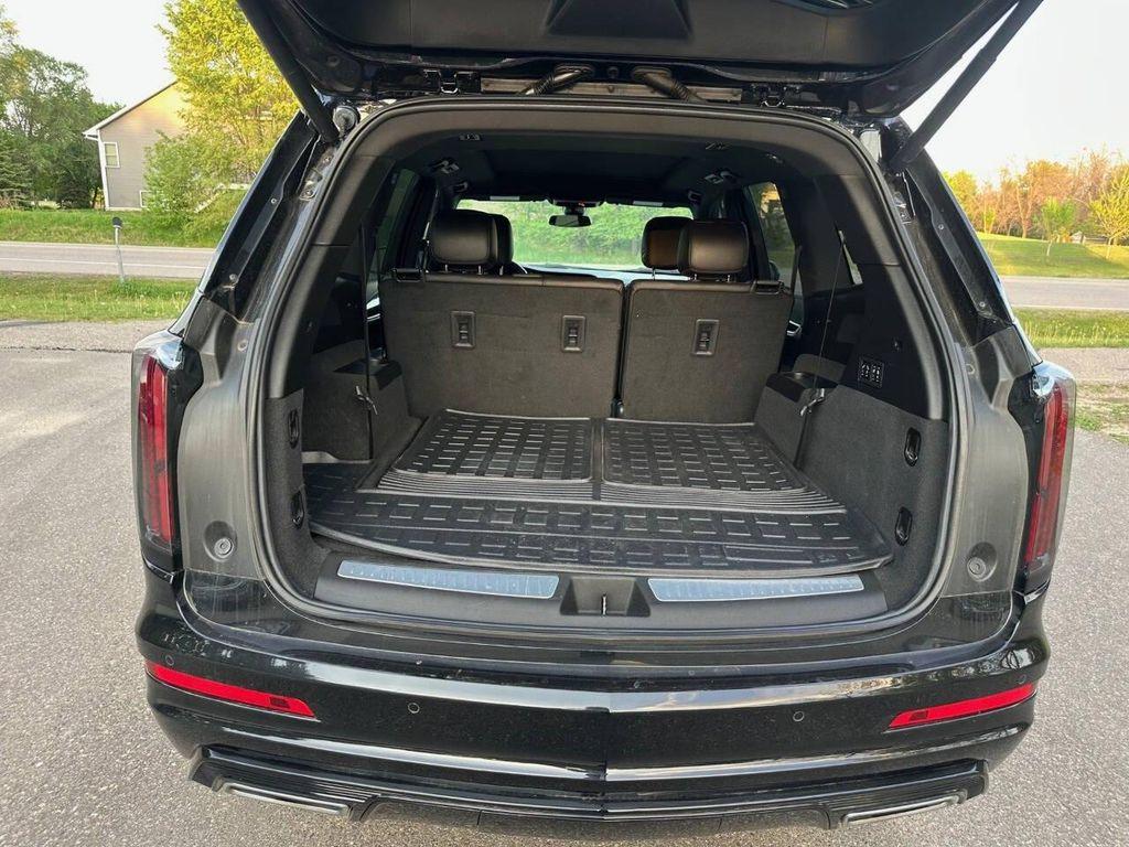 used 2021 Cadillac XT6 car, priced at $29,999