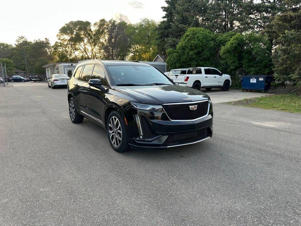 used 2021 Cadillac XT6 car, priced at $29,999