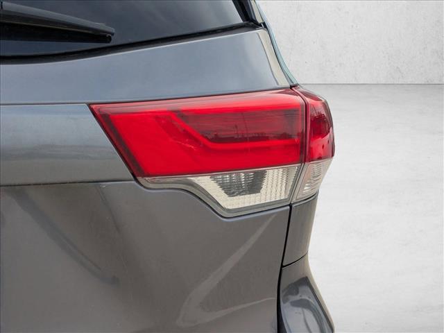 used 2017 Toyota Highlander car, priced at $21,969