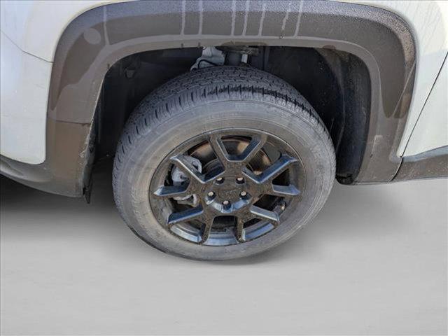 used 2020 Jeep Renegade car, priced at $16,067