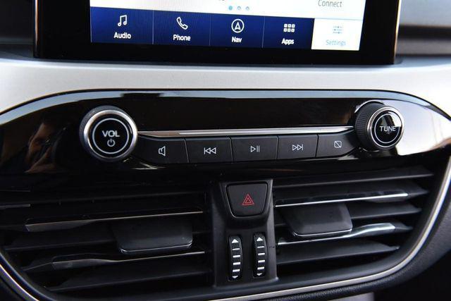 used 2022 Ford Escape car, priced at $22,388