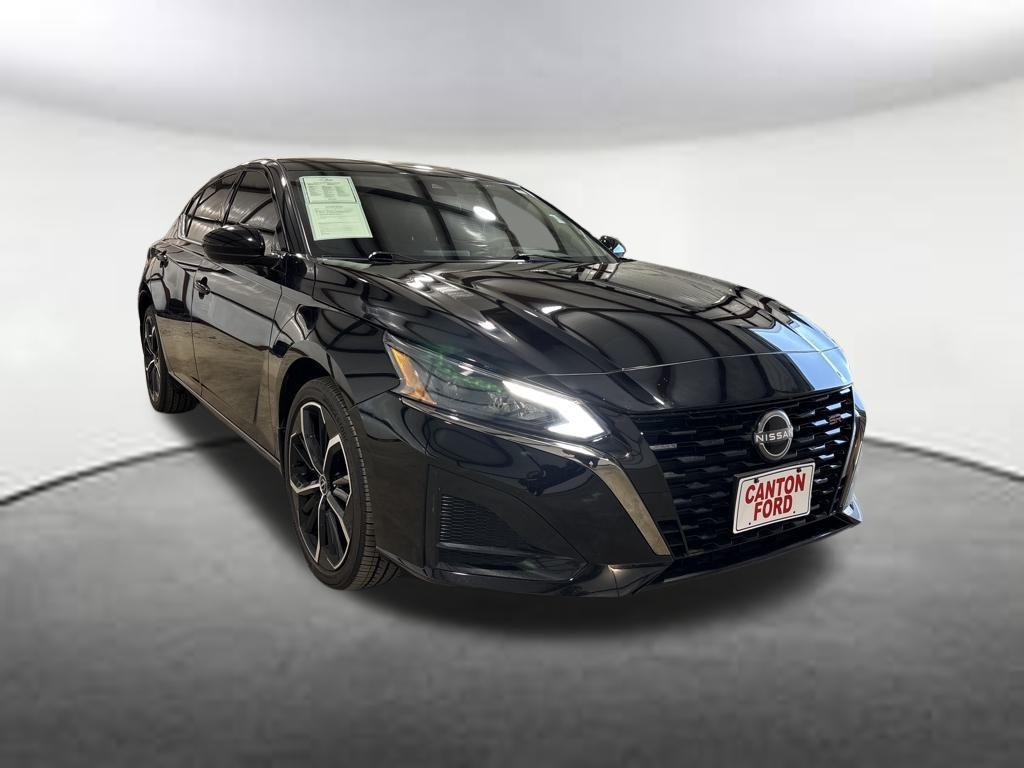 used 2025 Nissan Altima car, priced at $23,938