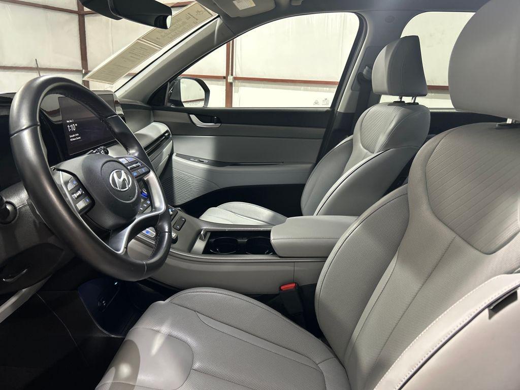 used 2024 Hyundai Palisade car, priced at $31,794