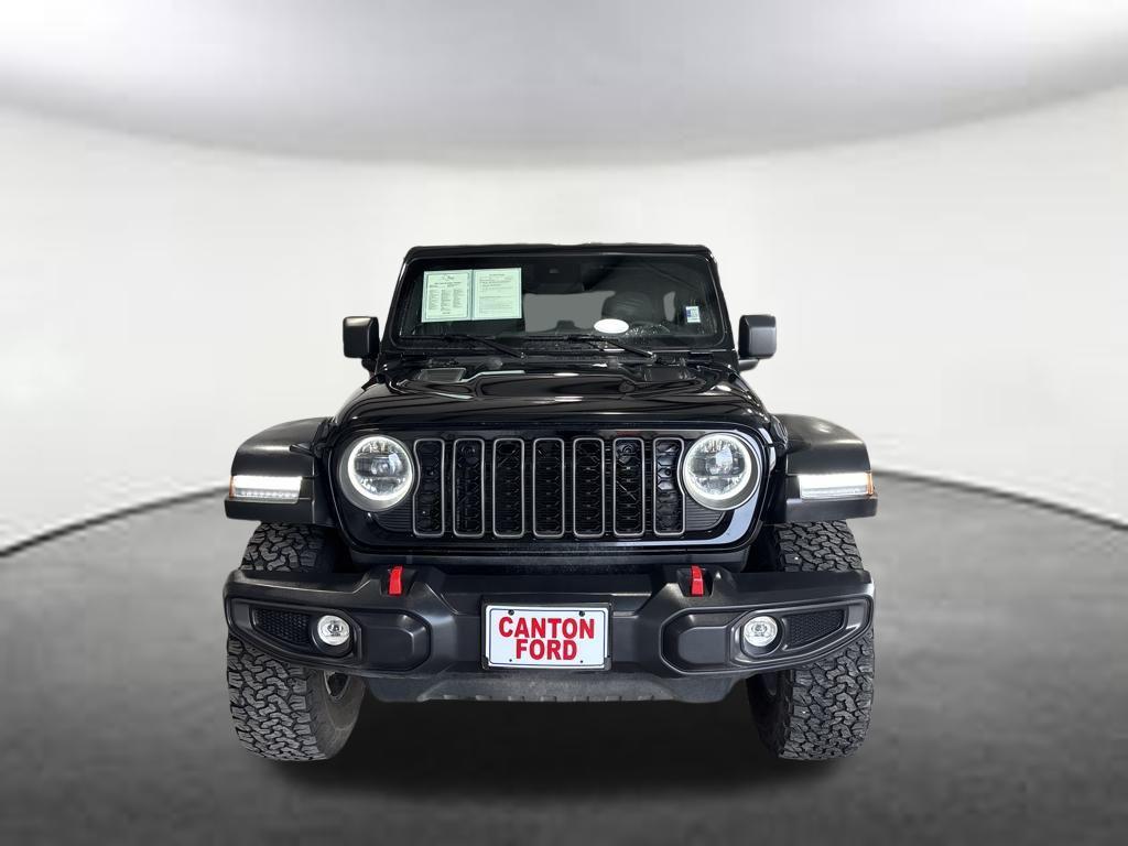 used 2025 Jeep Wrangler car, priced at $41,553