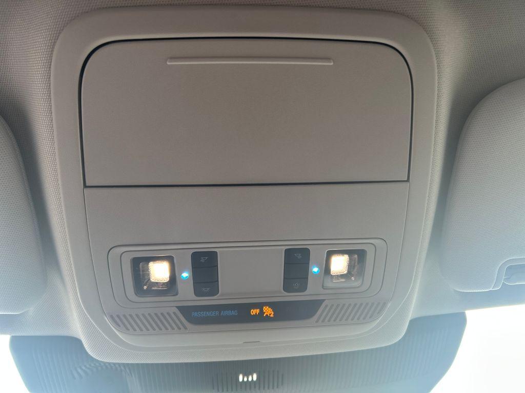 new 2025 Ford Explorer car, priced at $41,924