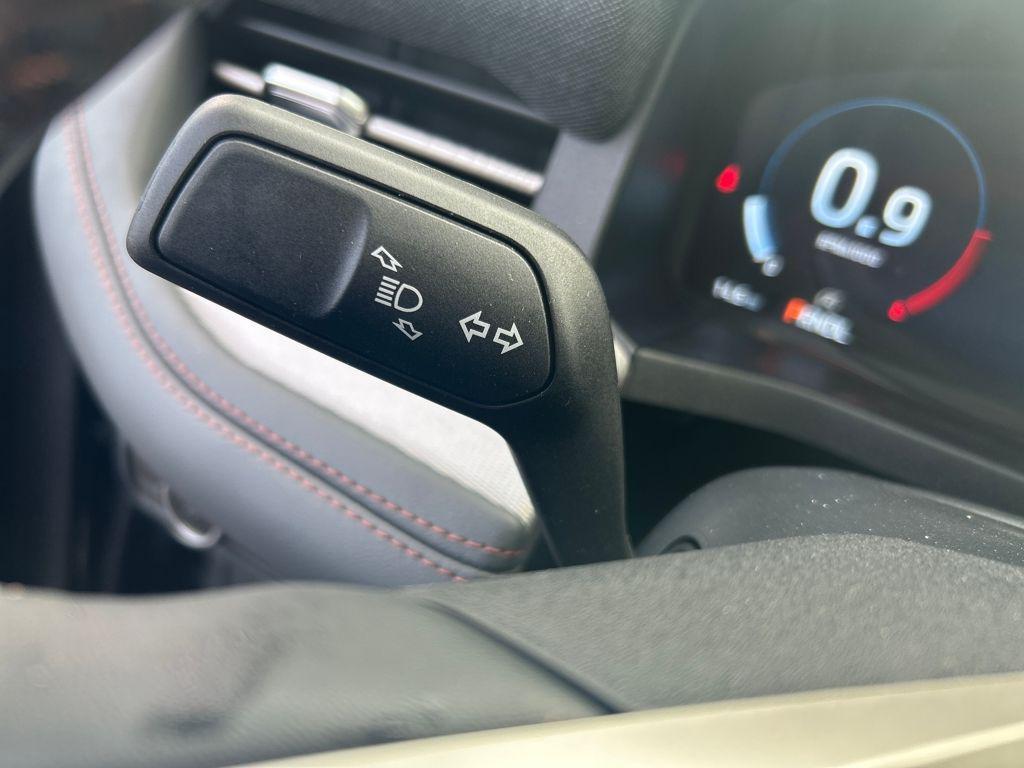 new 2025 Ford Explorer car, priced at $41,924