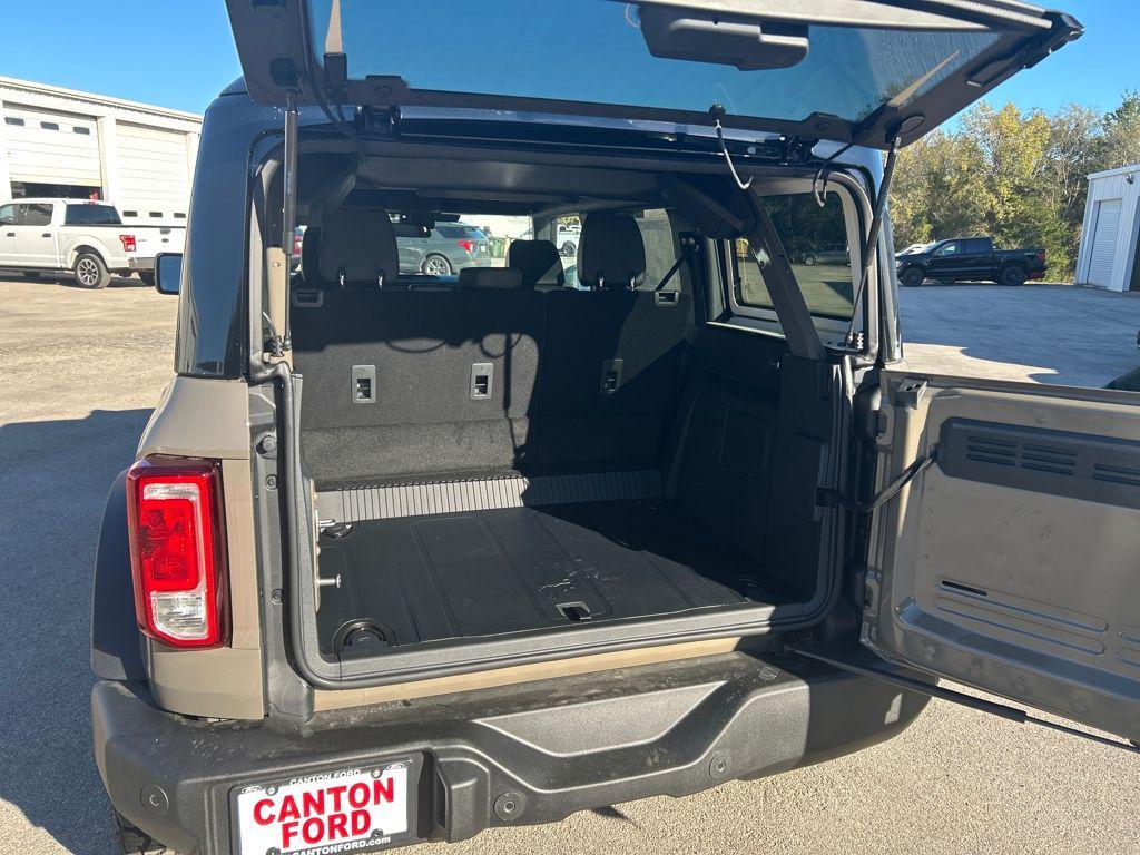 new 2025 Ford Bronco car, priced at $46,928
