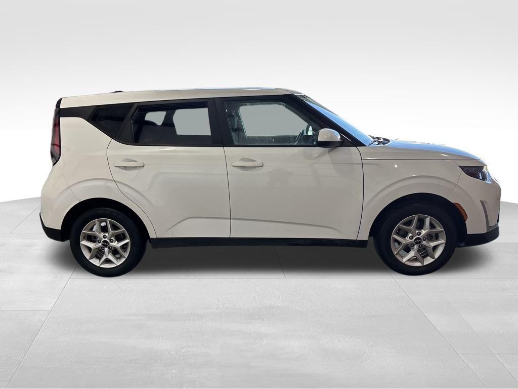 used 2024 Kia Soul car, priced at $15,987