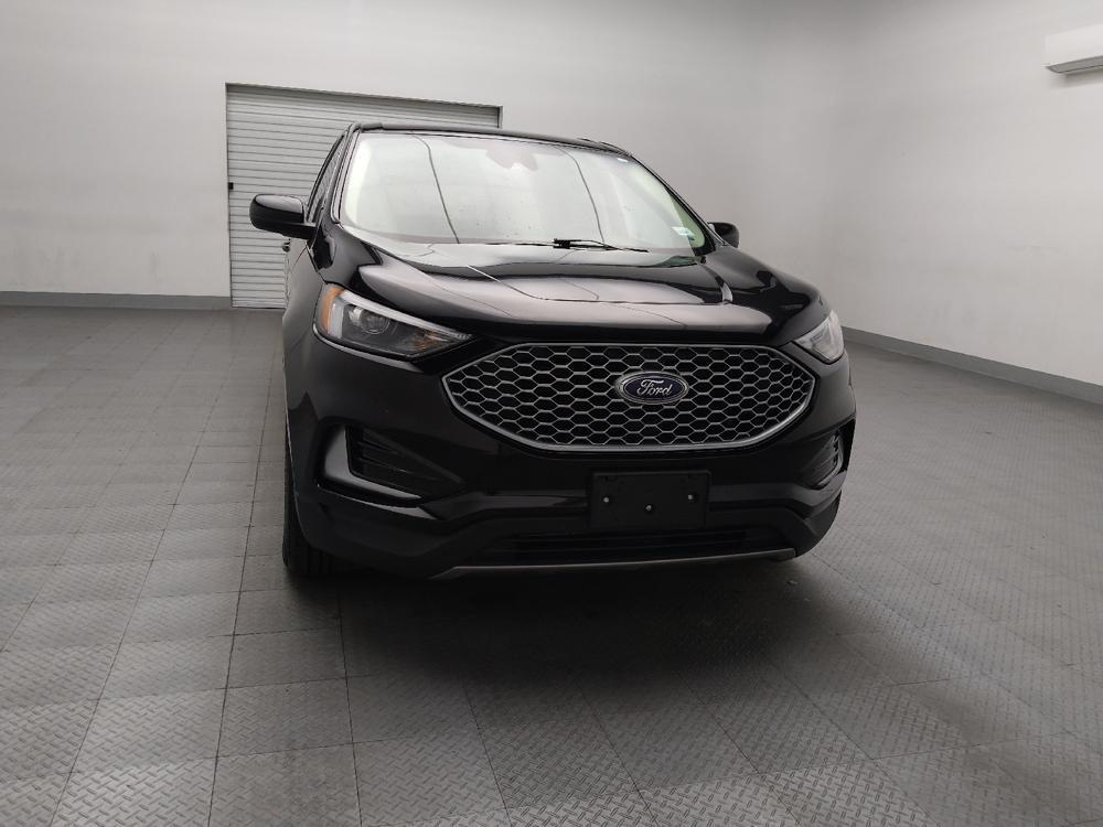used 2024 Ford Edge car, priced at $25,095
