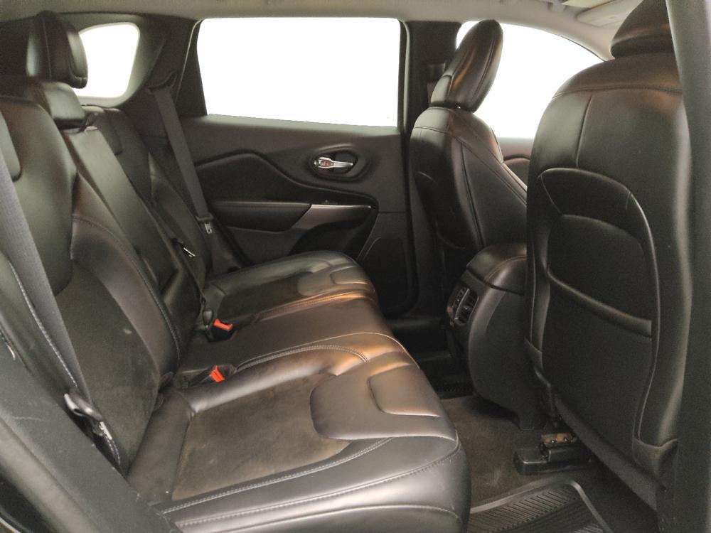 used 2020 Jeep Cherokee car, priced at $20,095