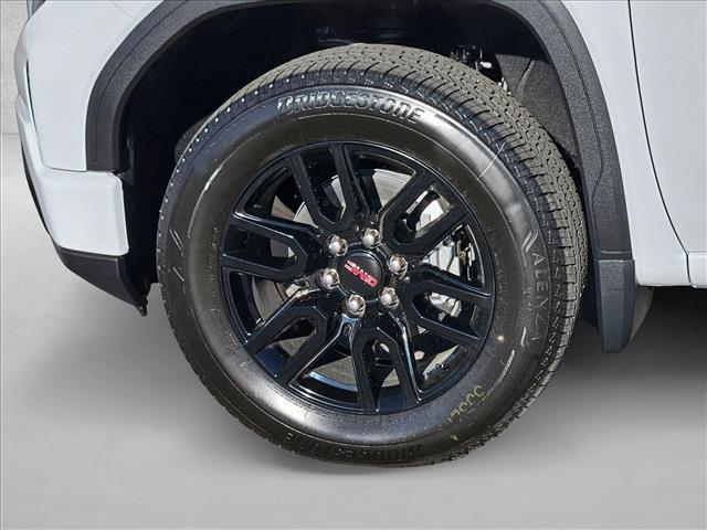 new 2026 GMC Sierra 1500 car, priced at $53,335