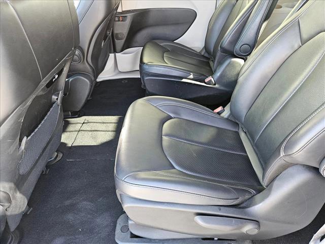used 2024 Chrysler Pacifica Hybrid car, priced at $24,931