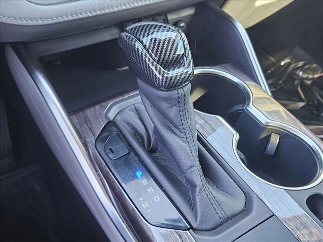 used 2020 Toyota Highlander car, priced at $26,883