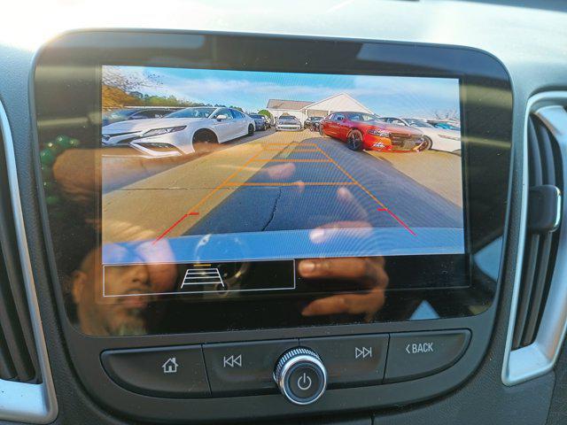 used 2025 Chevrolet Malibu car