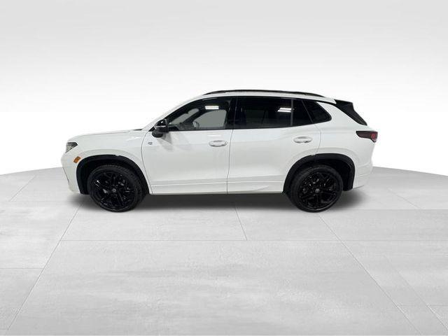 new 2026 Volkswagen Tiguan car, priced at $41,292