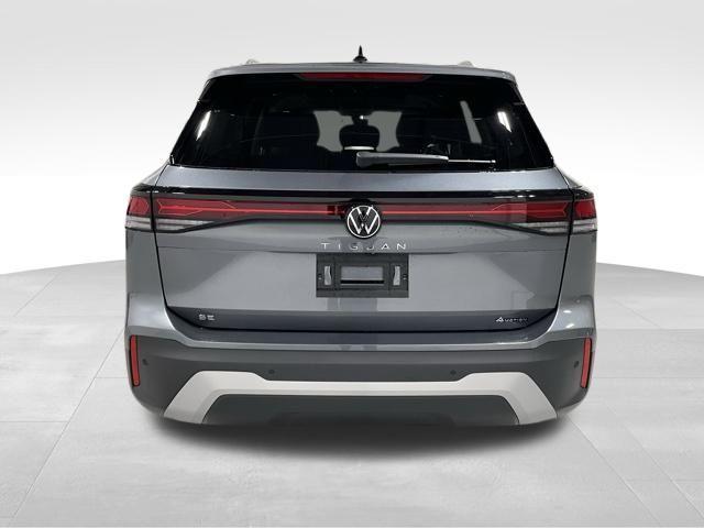 new 2025 Volkswagen Tiguan car, priced at $35,882