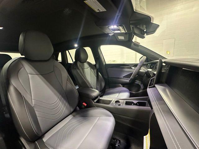 new 2026 Volkswagen Tiguan car, priced at $38,432