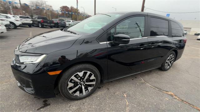 used 2025 Honda Odyssey car, priced at $39,000