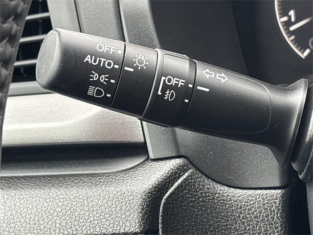 used 2025 Honda Odyssey car, priced at $39,000