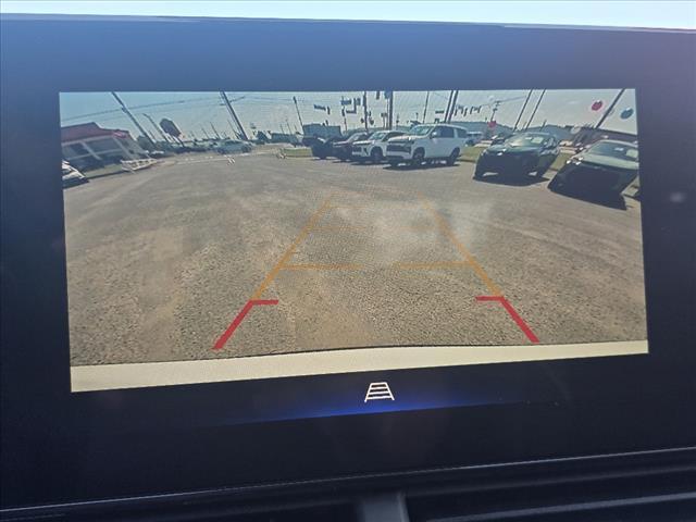 new 2025 Chevrolet Trax car