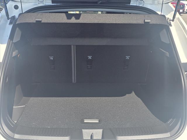 new 2025 Chevrolet Trax car