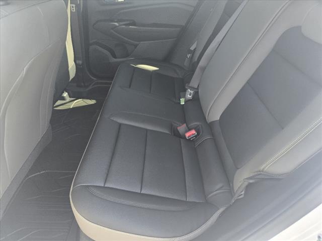 new 2025 Chevrolet Trax car