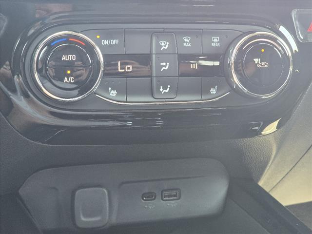 new 2025 Chevrolet Trax car