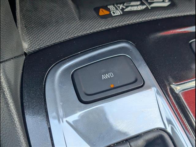 used 2024 Chevrolet Equinox car, priced at $29,995