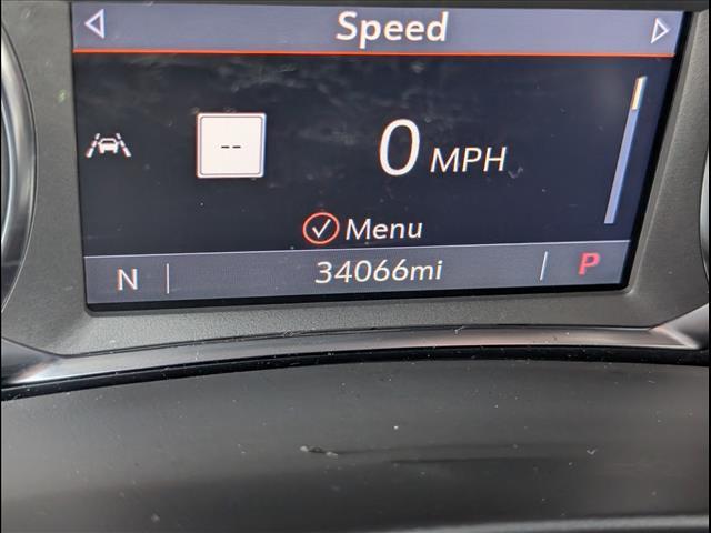 used 2024 Chevrolet Equinox car, priced at $29,995