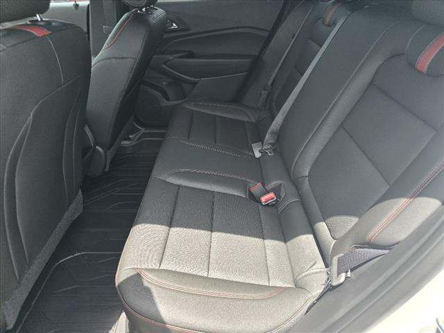 new 2025 Chevrolet Trax car