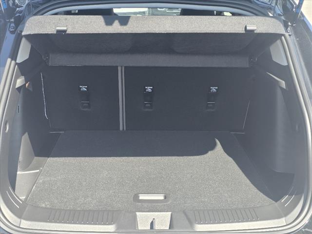 new 2025 Chevrolet Trax car