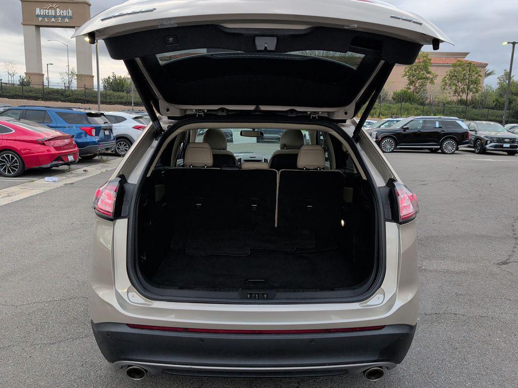 used 2018 Ford Edge car, priced at $17,024