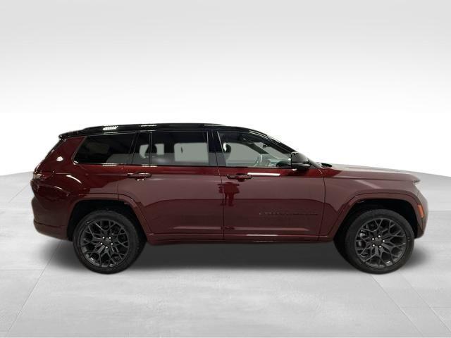 new 2025 Jeep Grand Cherokee L car, priced at $71,010